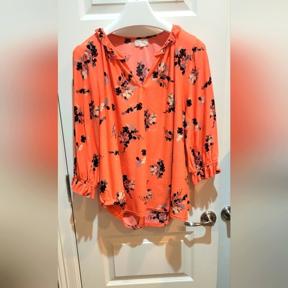 MELLODAY Tops - Melloday coral floral print‎ long sleeve 3/4 blouse size 1x